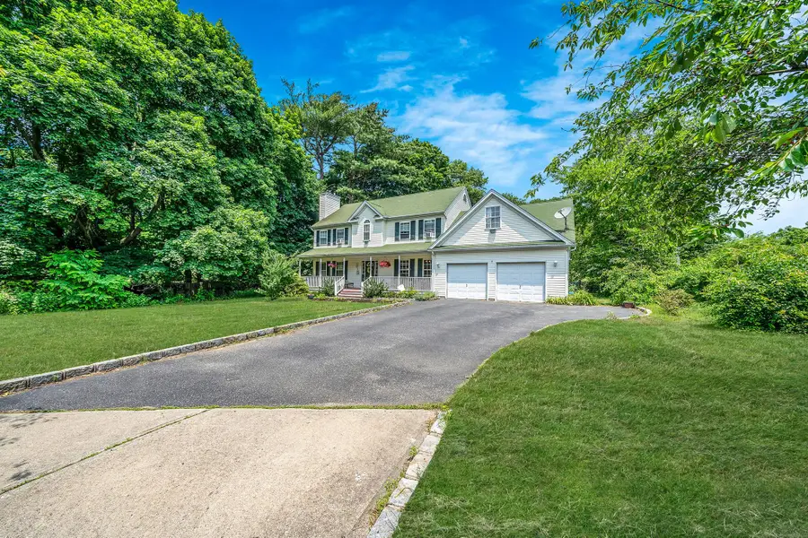 4 Ariel Court, Rocky Point, NY 11778 - Image #3