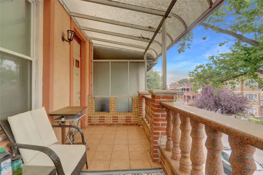 31 Tapscott Street, Brooklyn, NY 11212 - Image #3