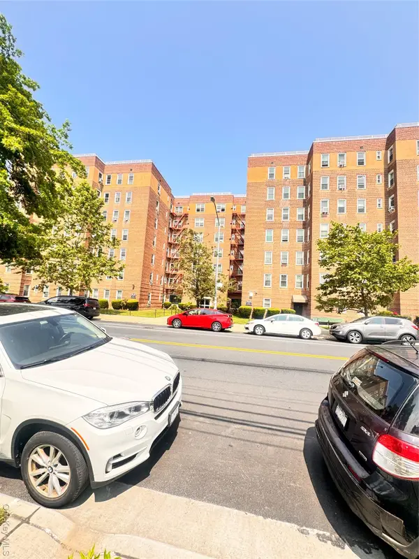 30-11 Parsons Boulevard #3P, Flushing, NY 11354