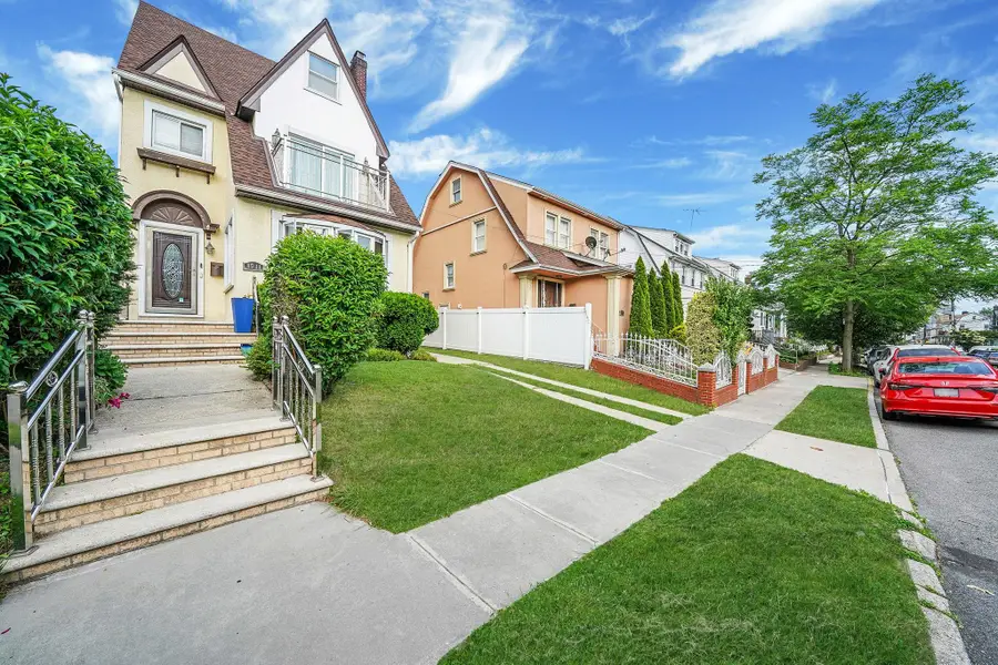 8511 169th Street, Jamaica, NY 11432 - Image #2