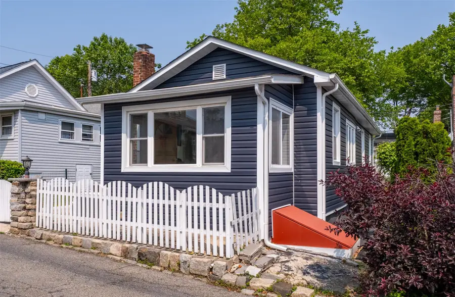 6 Beech Place #6, Bronx, NY 10465 - Image #2