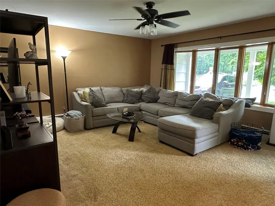 2 Hamilton Court, Coram, NY 11727 - Image #2