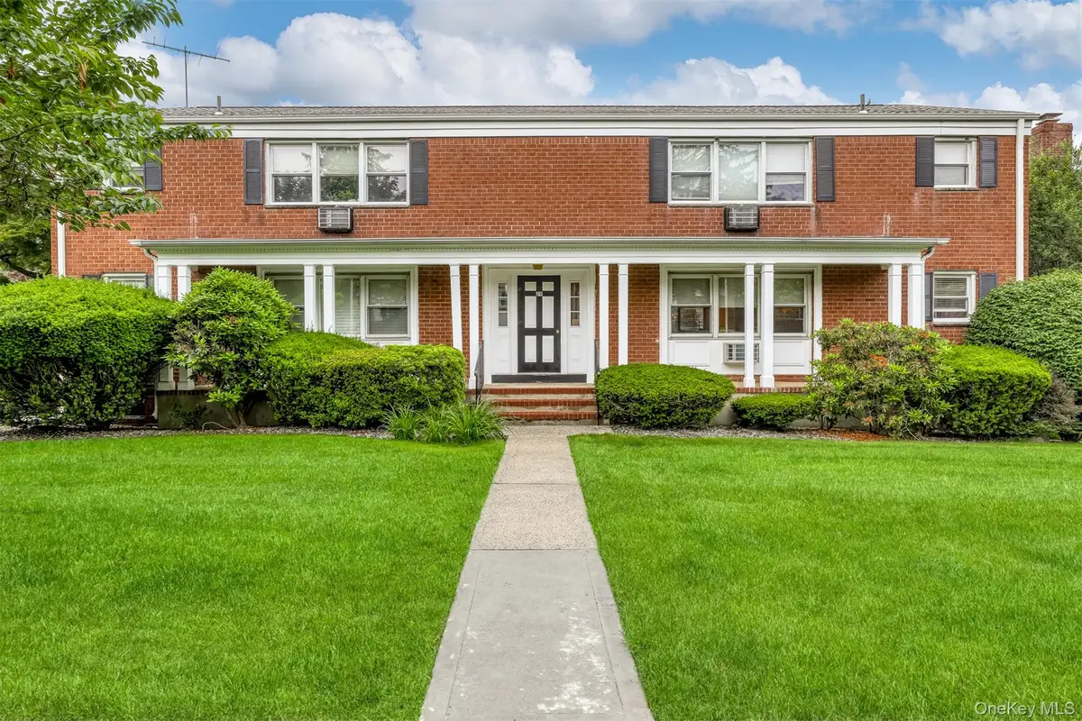 29 Bon Aire Circle #8212, Suffern, NY 10901 - Image #1