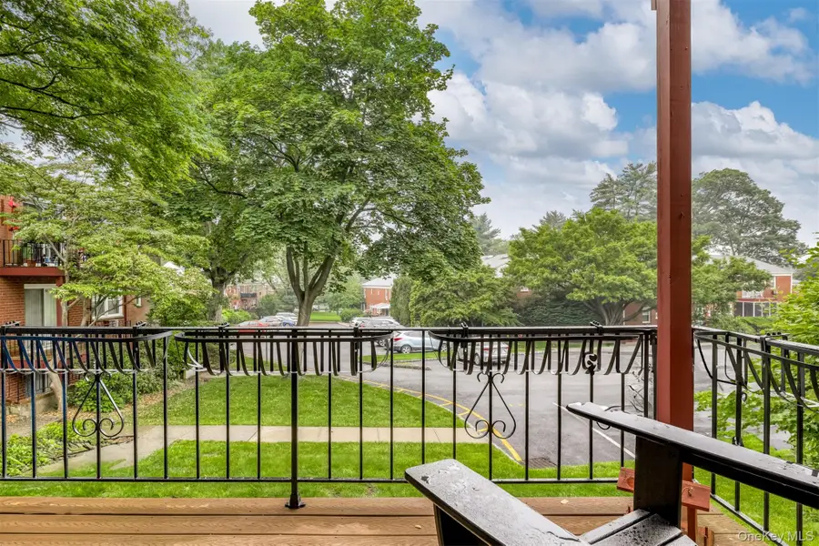 29 Bon Aire Circle #8212, Suffern, NY 10901 - Image #3