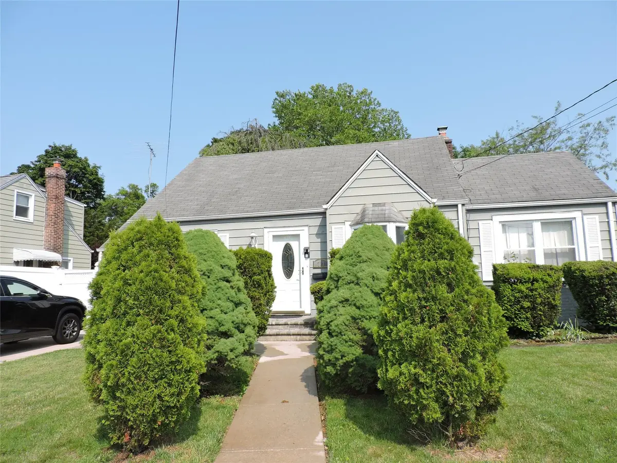 713 Colonial Street, Uniondale, NY 11553 - Image #1