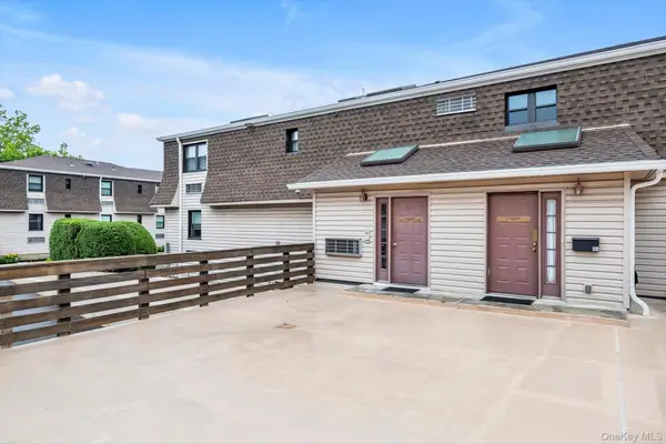 1337 Broadway #D20, Hewlett, NY 11557