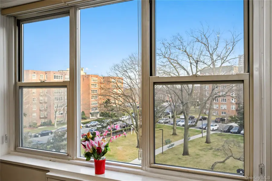 18-40 211th Street Street #4E, Bayside, NY 11360 - Image #2