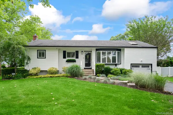 1016 Westminster Avenue, Dix Hills, NY 11746