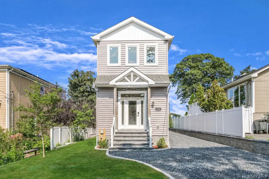 119 Whittier Drive, Kings Park, NY 11754 - Image #3