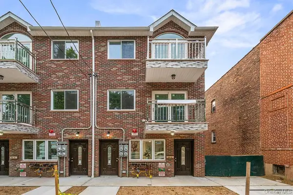 10605 49th Avenue, Corona, NY 11368