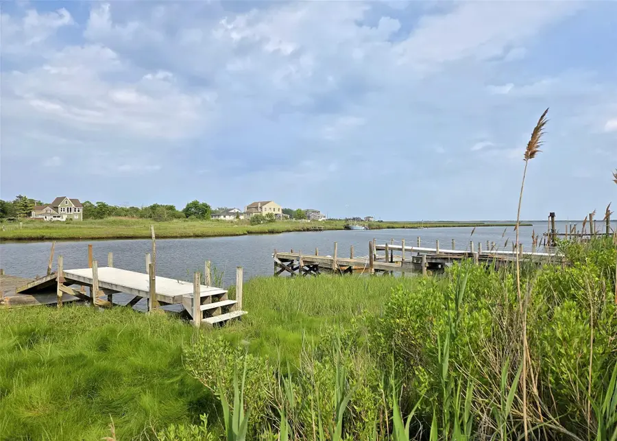 8 W Narcissus Road, Mastic Beach, NY 11951 - Image #3