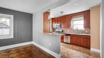 104-28 201 Street, Saint Albans, NY 11412 - Image #3