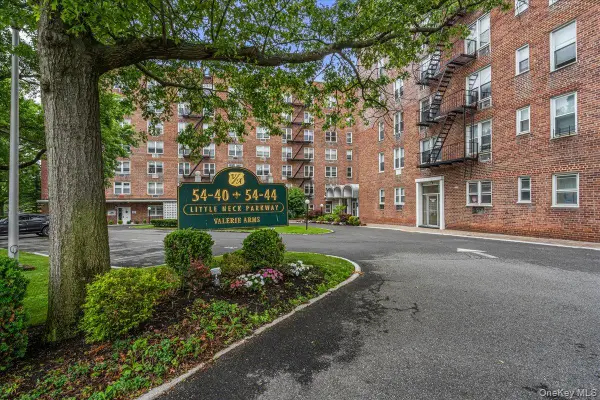 54-44 Little Neck Parkway #5G, Little Neck, NY 11362