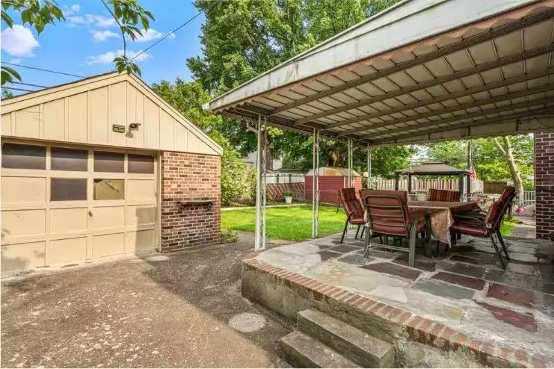 49-75 175th Place, Fresh Meadows, NY 11365 - Image #2