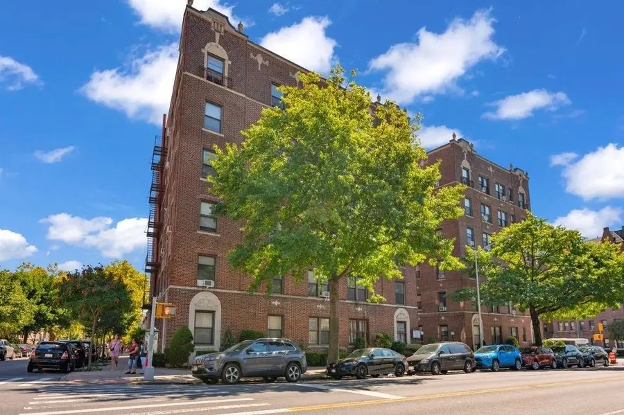 7401 4th Avenue #E7, Brooklyn, NY 11209 - Image #3