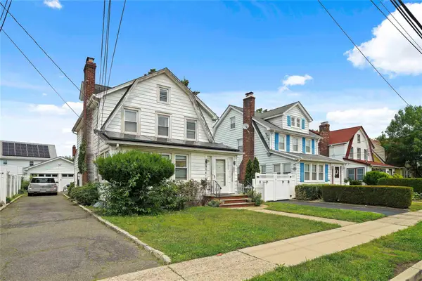 109 Leverich Street, Hempstead, NY 11550