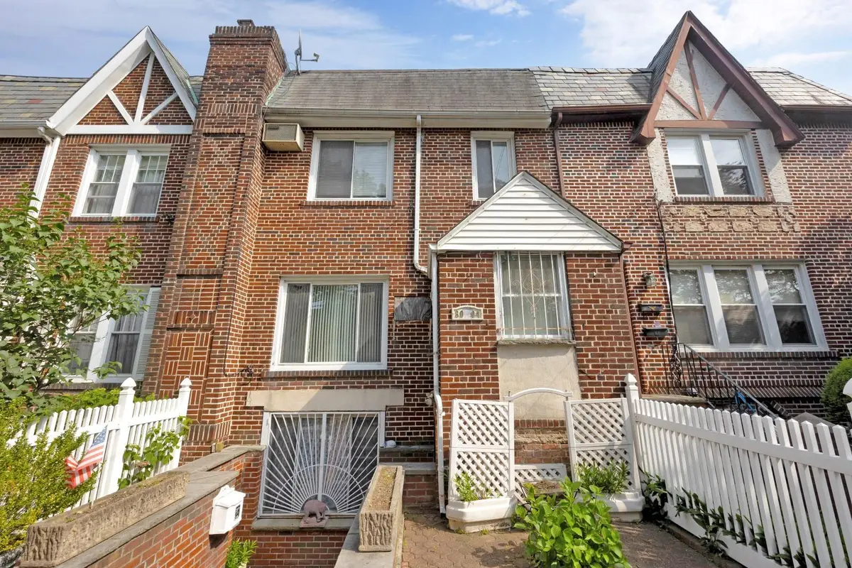 80-04 Cowles Court, Middle Village, NY 11379 - Image #1