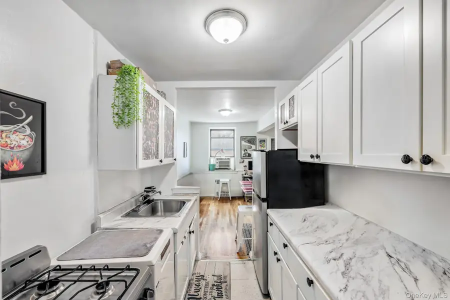 2420 Morris Avenue #5J, Bronx, NY 10468 - Image #3