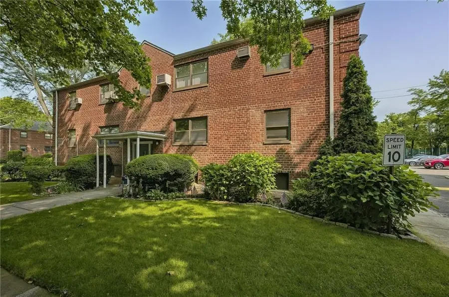 91-49 153rd Avenue #123, Howard Beach, NY 11414 - Image #3