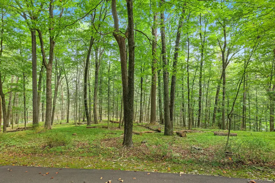 7 Vincent Lane, Armonk, NY 10504 - Image #2