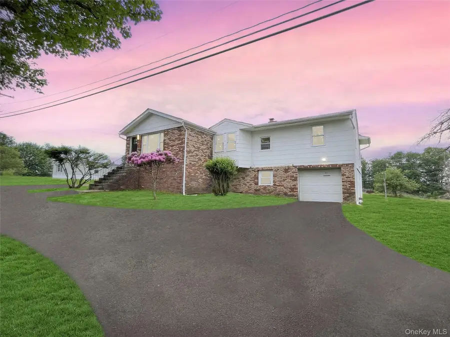 811 Happy Avenue, Swan Lake, NY 12783 - Image #2