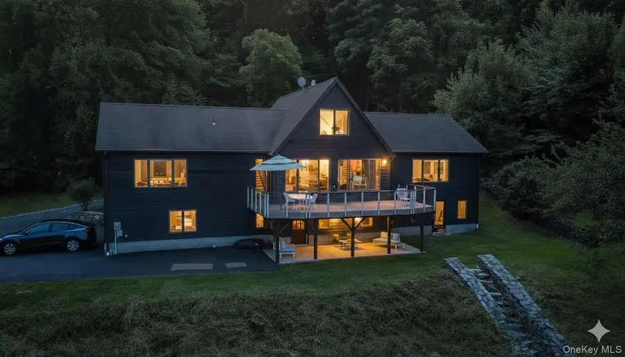 36 Blue Grass Lane, Beacon, NY 12508 - Image #2