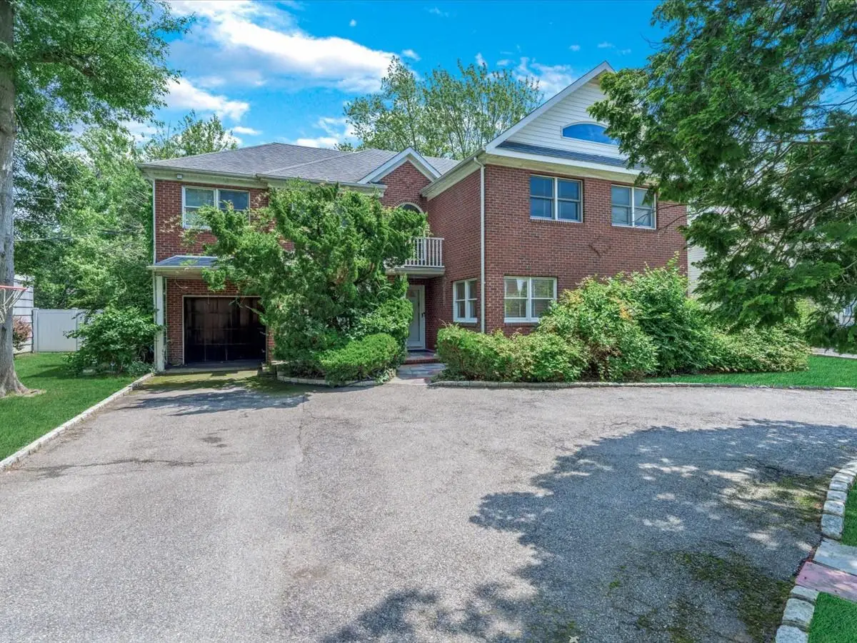 74 Margaret Avenue, Lawrence, NY 11559 - Image #1