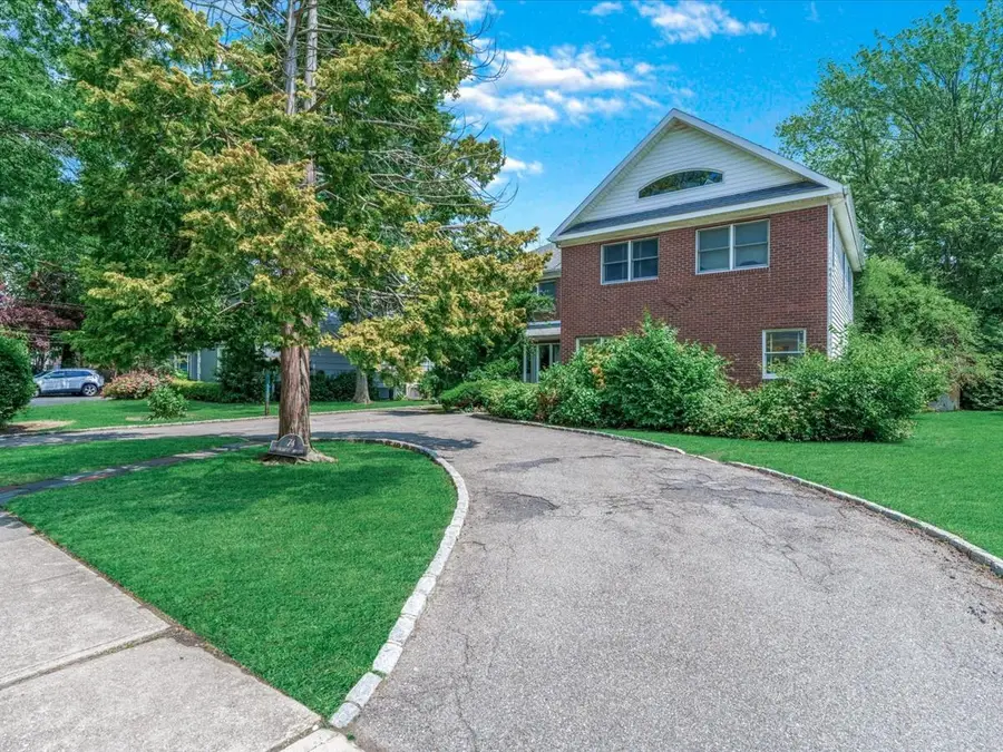 74 Margaret Avenue, Lawrence, NY 11559 - Image #3