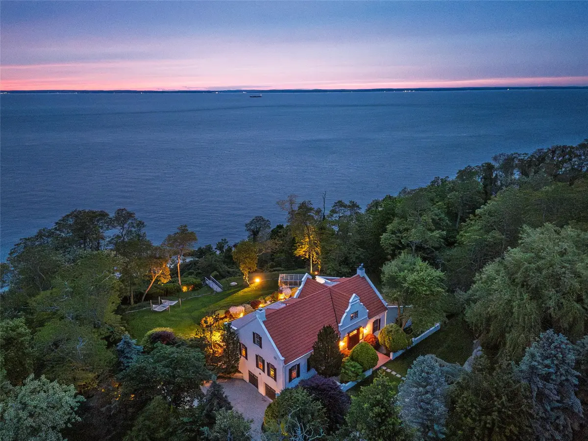 215 Hillcrest Drive N, Orient, NY 11957 - Image #1