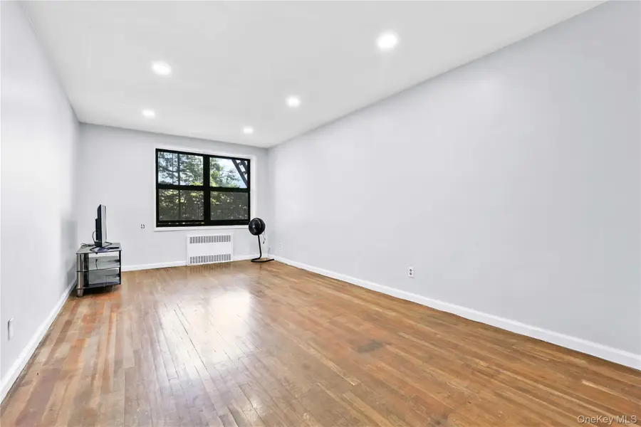 25-11 Union Street #2A, Flushing, NY 11354 - Image #2