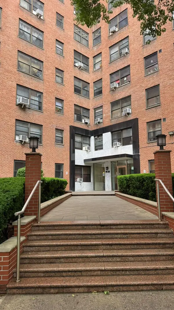 99-05 63rd Drive #11AA, Rego Park, NY 11374