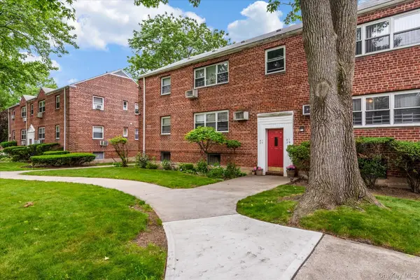 81-29 156th Avenue #4, Howard Beach, NY 11414