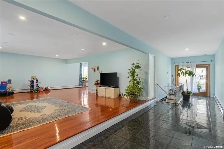 21 Oakley Avenue, Massapequa, NY 11758 - Image #2