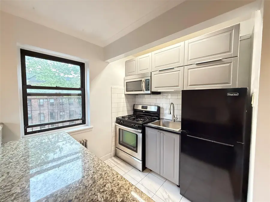 216-05 48th Avenue #3A, Bayside, NY 11361 - Image #3