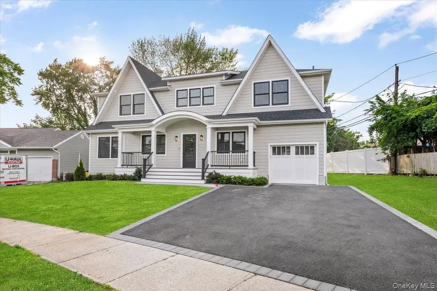 4 Haven Lane, Old Bethpage, NY 11804 - Image #2