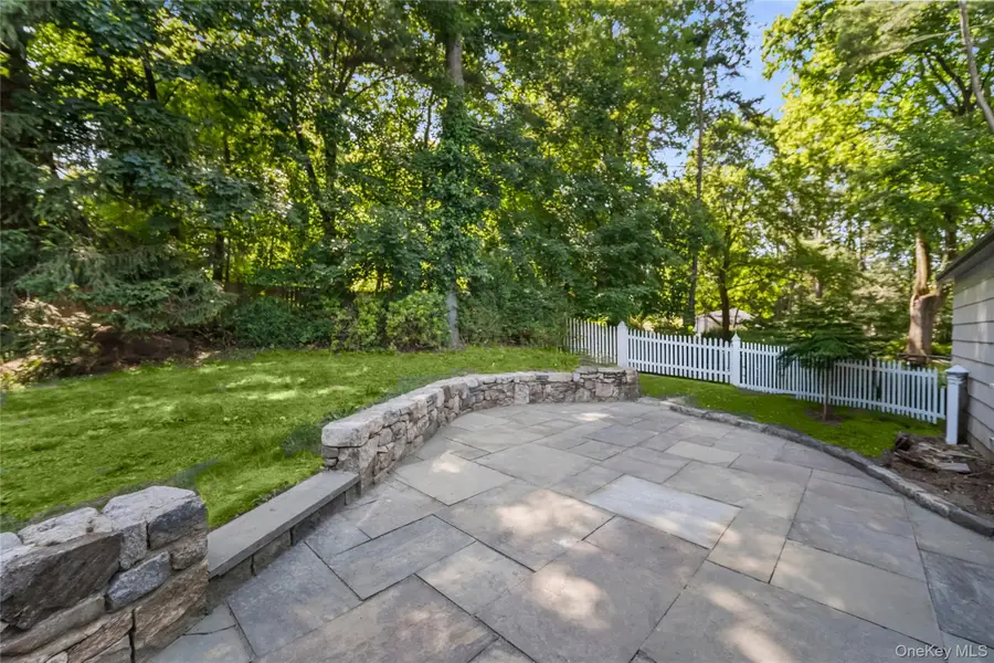 10 Barnes Lane, Chappaqua, NY 10514 - Image #3