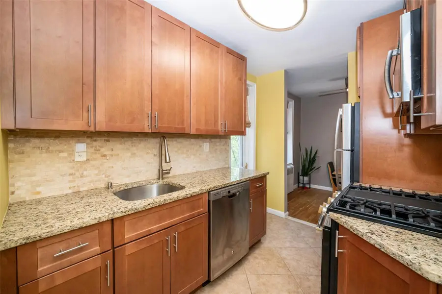 625 Gramatan Avenue #6L, Fleetwood, NY 10552 - Image #2