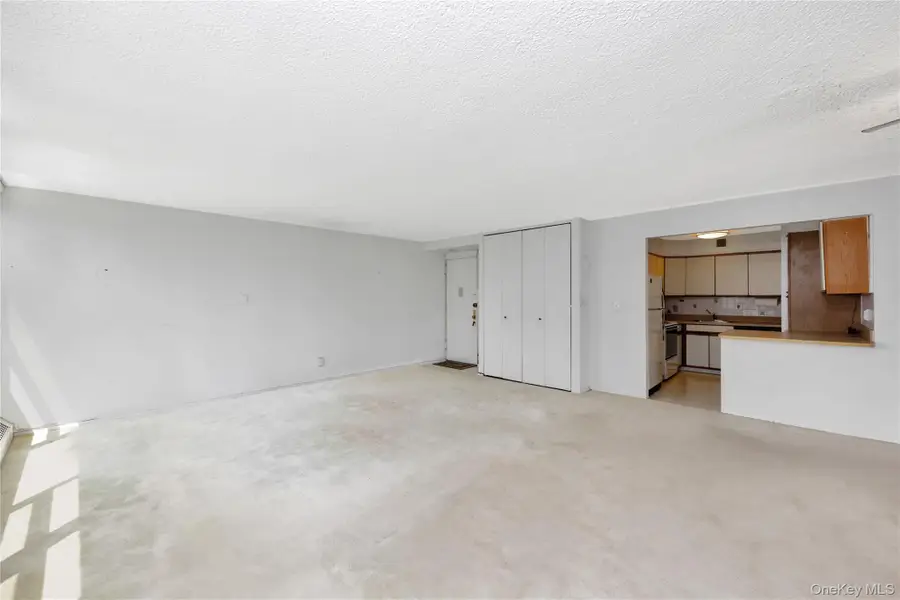 166-41 Powells Cove Boulevard #6A, Beechhurst, NY 11357 - Image #3