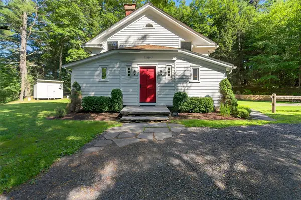 62 Guymard Turnpike, Godeffroy, NY 12729