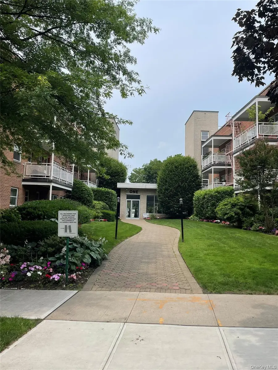 1 Wooleys Lane #2B, Great Neck, NY 11023 - Image #2