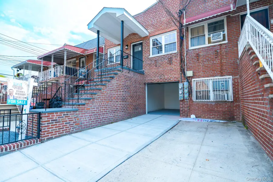 982 E 106th Street, Brooklyn, NY 11236 - #2