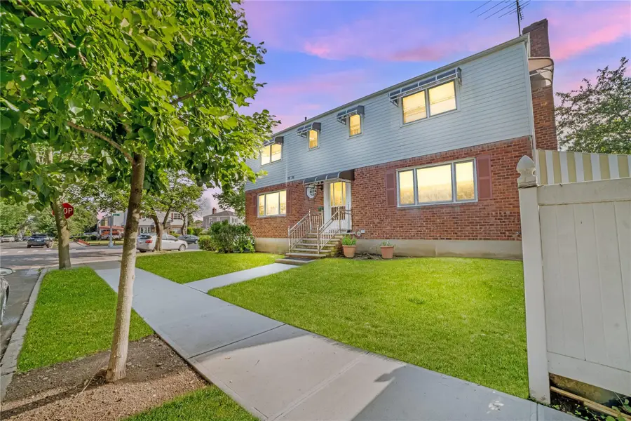 7636 250th Street, Bellerose, NY 11426 - Image #3