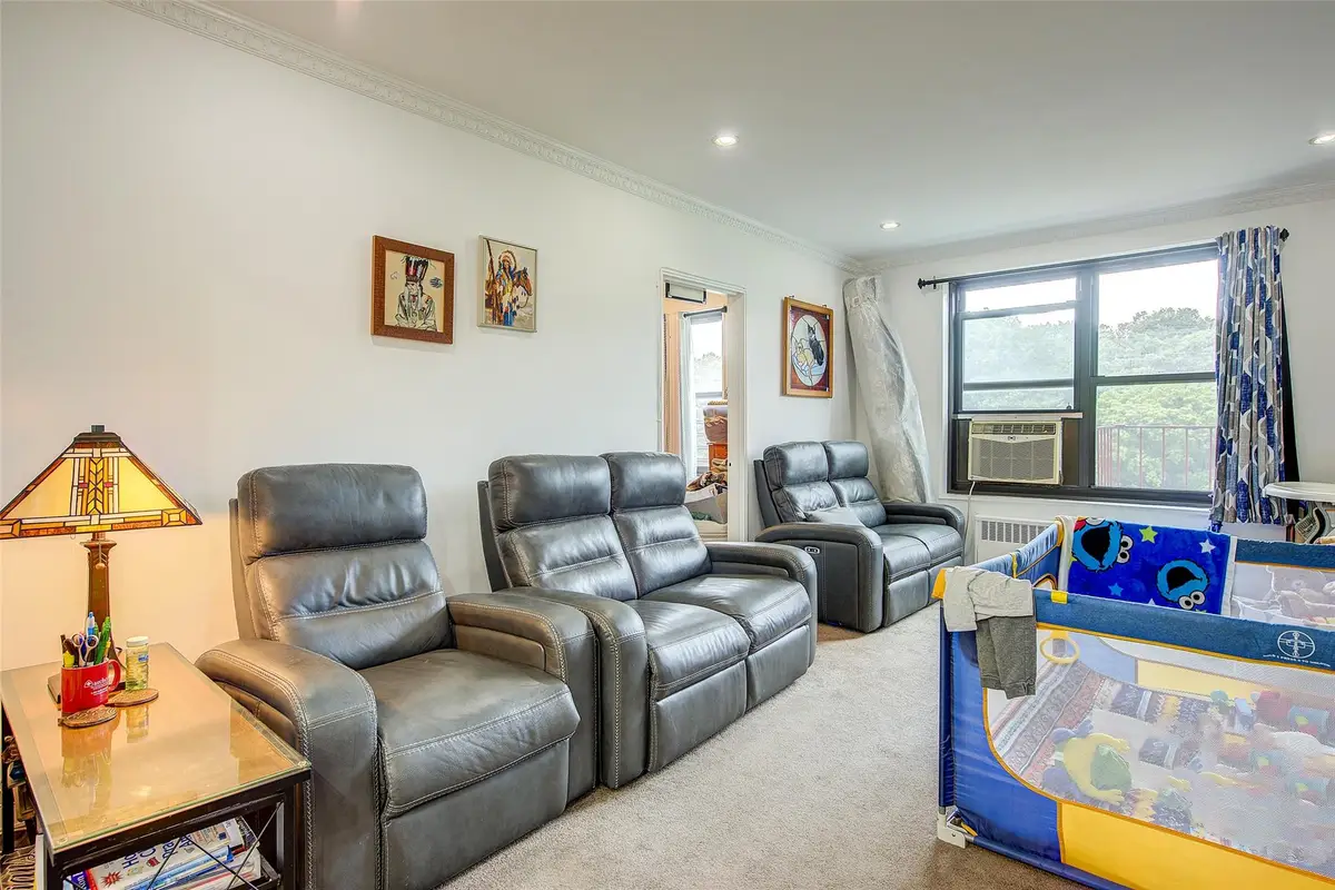 83-85 Woodhaven Boulevard #6F, Woodhaven, NY 11421 - Image #1