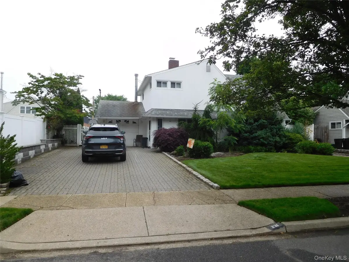 231 Willowood Drive, Wantagh, NY 11793 - Image #1