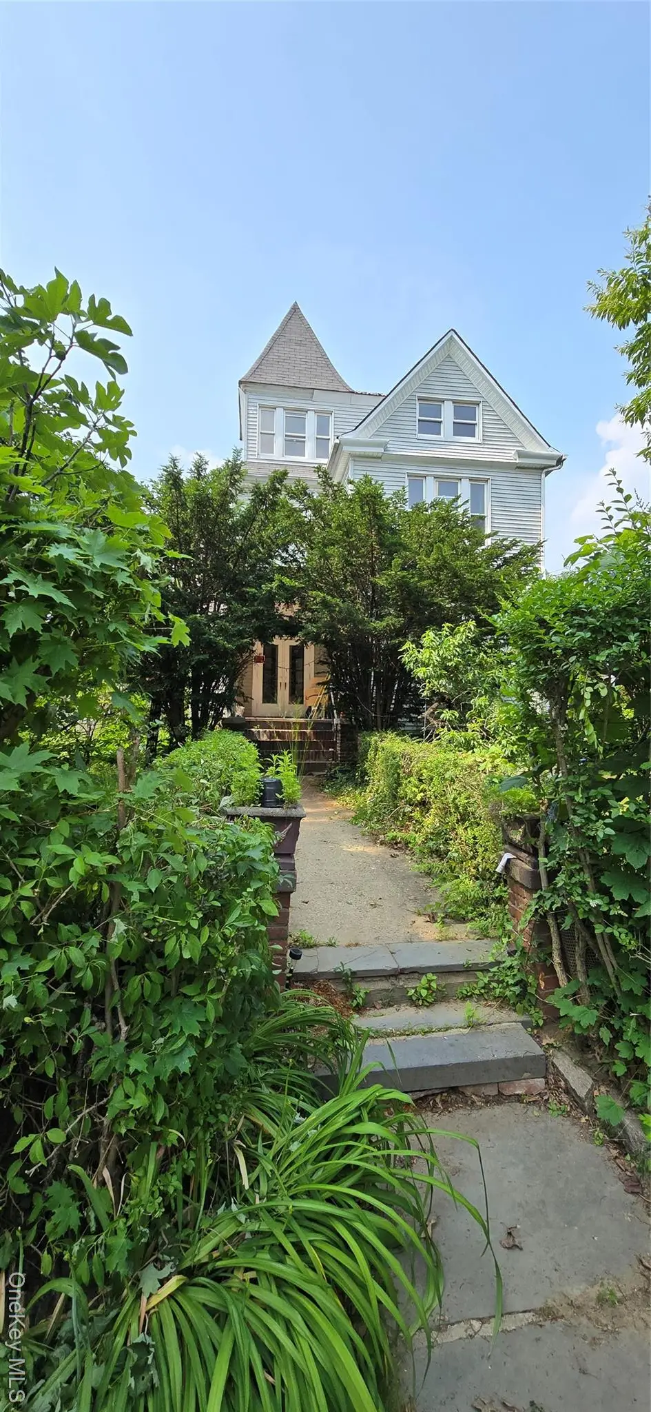 11 Willow Place, Mount Vernon, NY 10550 - Image #1