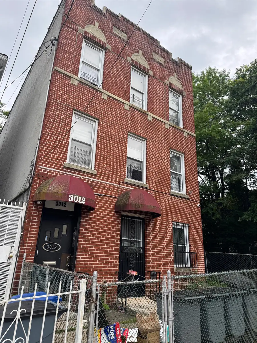 3012 Bronxwood Avenue, Bronx, NY 10469 - Image #2