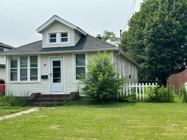 18 Cedar Avenue, Farmingdale, NY 11735 - #1