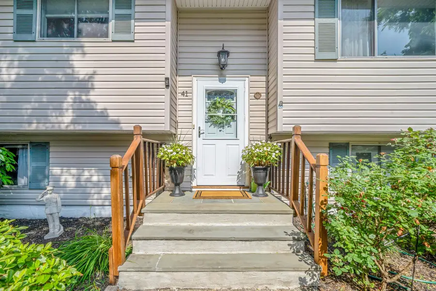 41 Great River Drive, Sound Beach, NY 11789 - Image #2