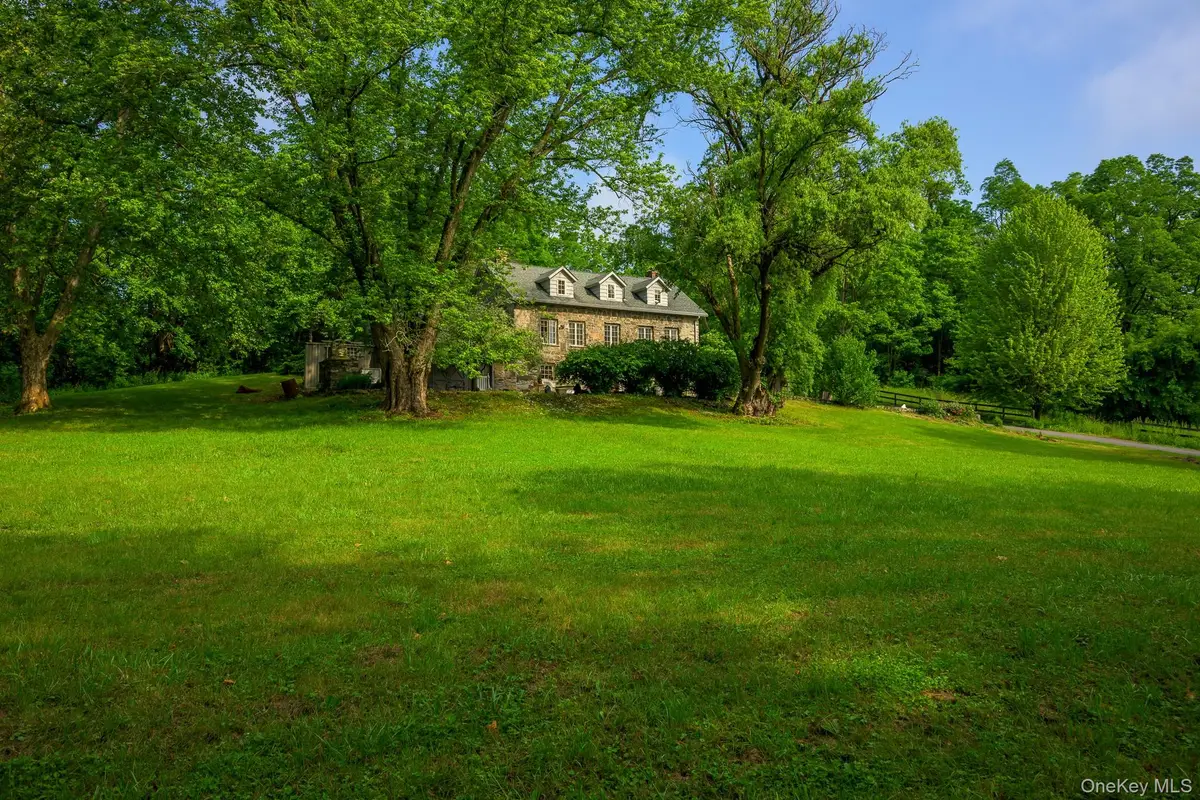 424 Bronck Mill Road, Coxsackie Town, NY 12192 - Image #1