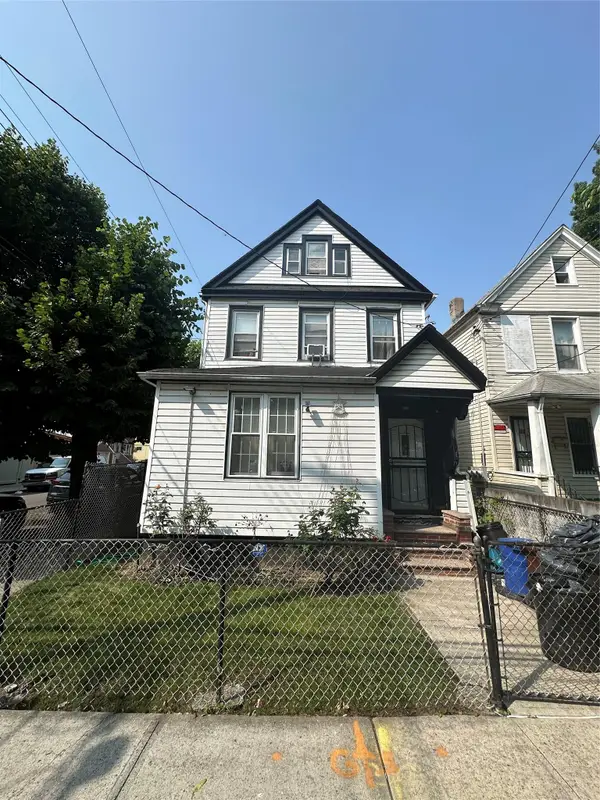 10650 Waltham Street, Jamaica, NY 11435